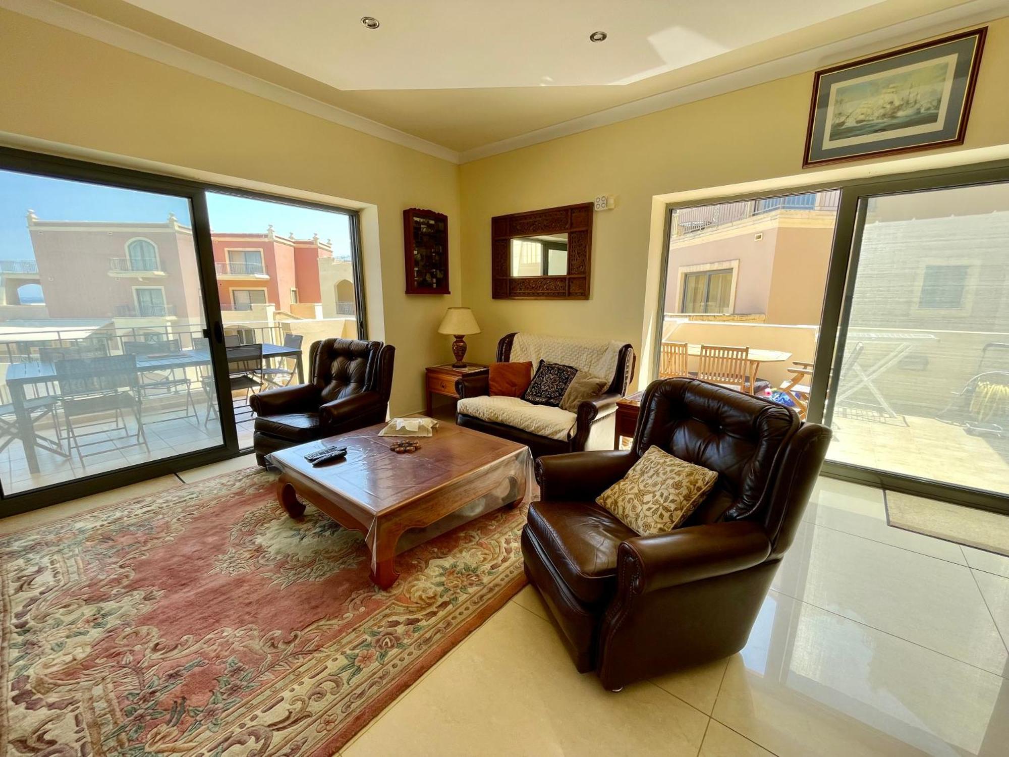 מליאהה Spacious Luxurious Apartment With Seaview מראה חיצוני תמונה